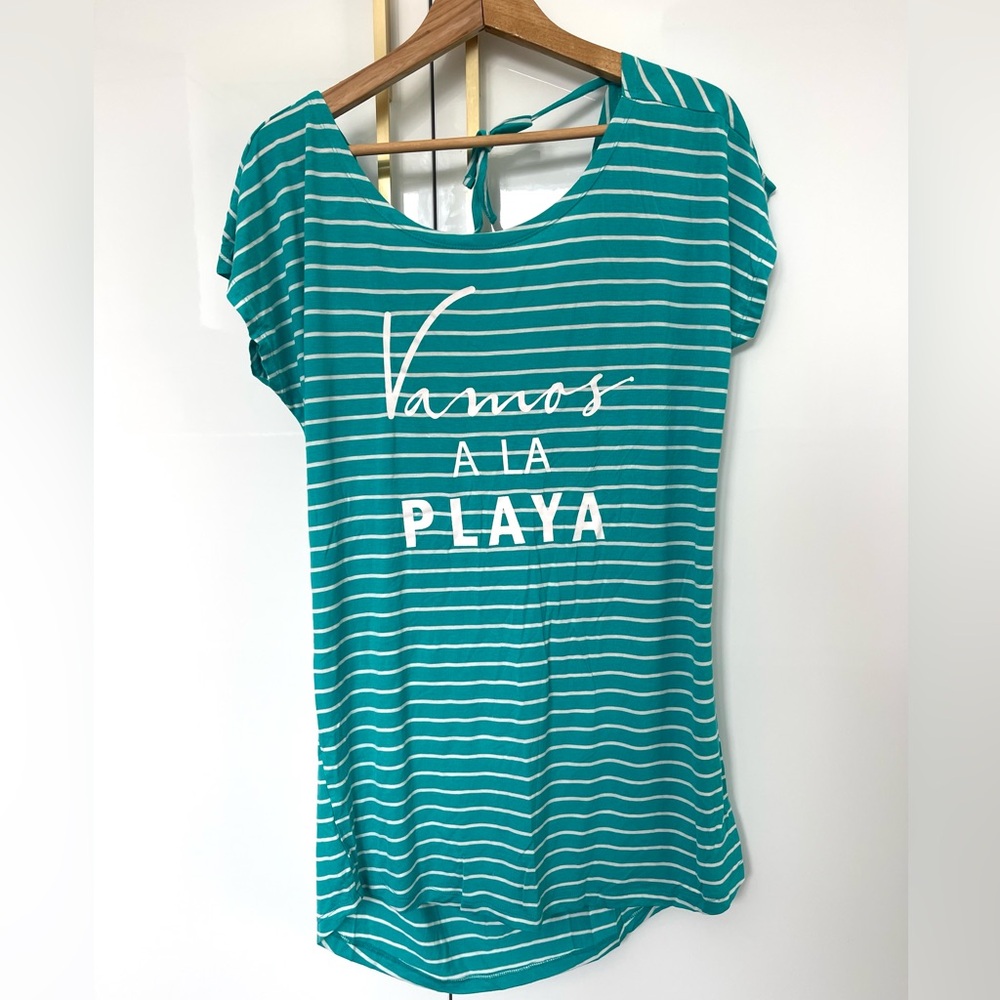 La Vie En Rose t-shirt beach cover